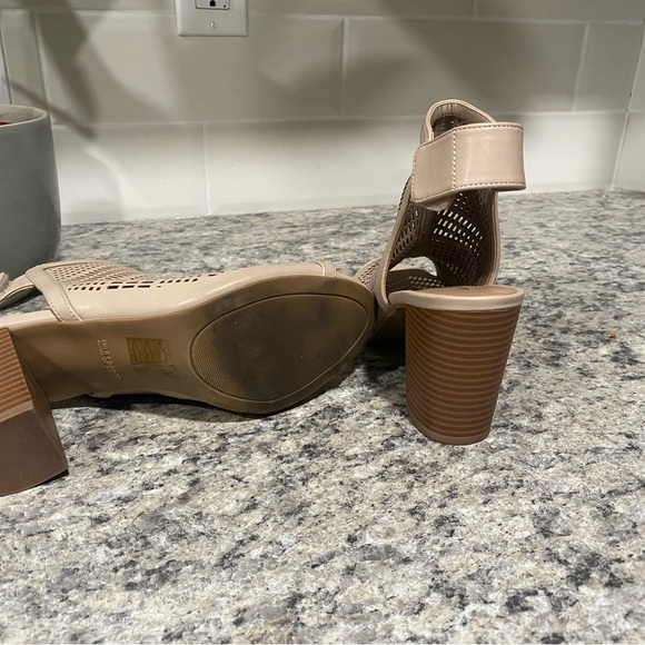 Call It Spring Summer Heel - Picture 4 of 5